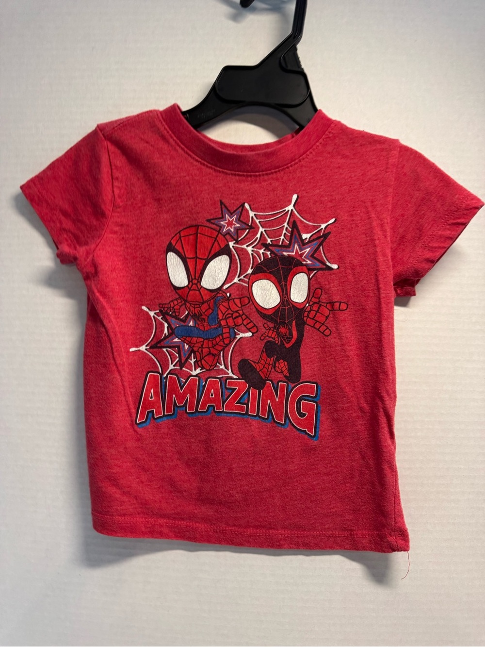 Marvel Red Spider-Man 'Amazing' Graphic Tee